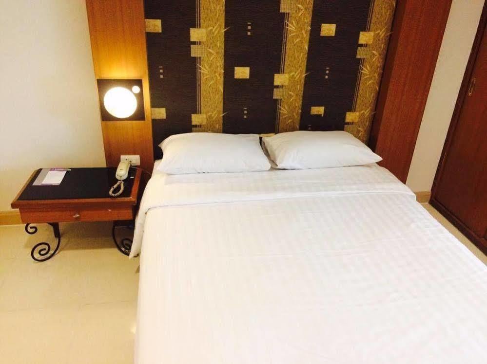Apartamento Synsiri 3 Ladprao 83 *